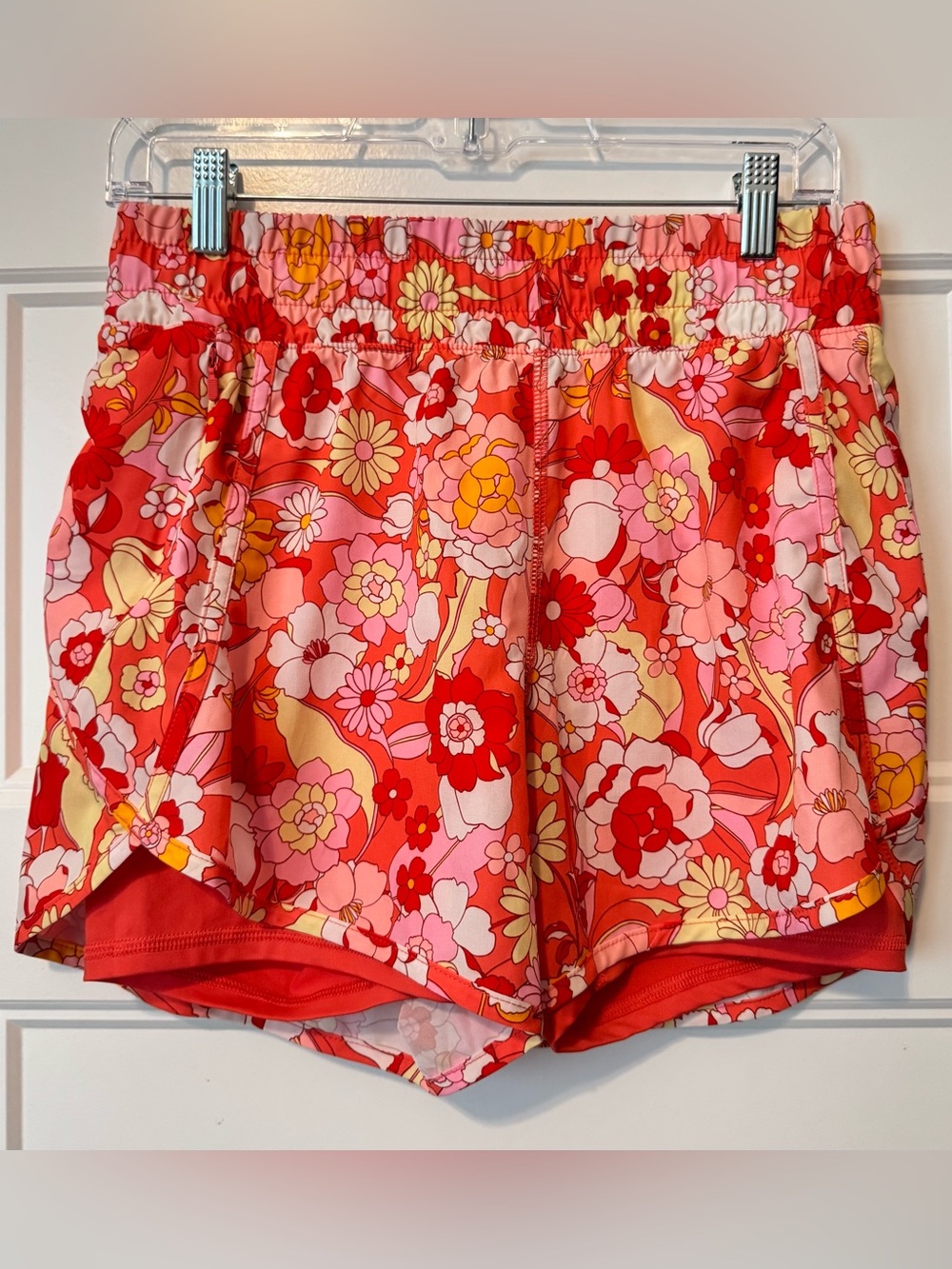 Avia Floral Athletic Running Shorts Women’s Small Pink Retro Activewear
